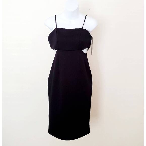 Trixxi Textured Cut Out Mini Dress in Black Size 3 - Picture 2 of 10